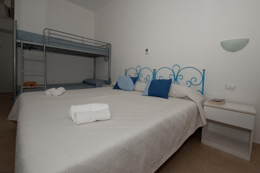 Muma Hostel SantʼAntìoco Dış mekan fotoğraf