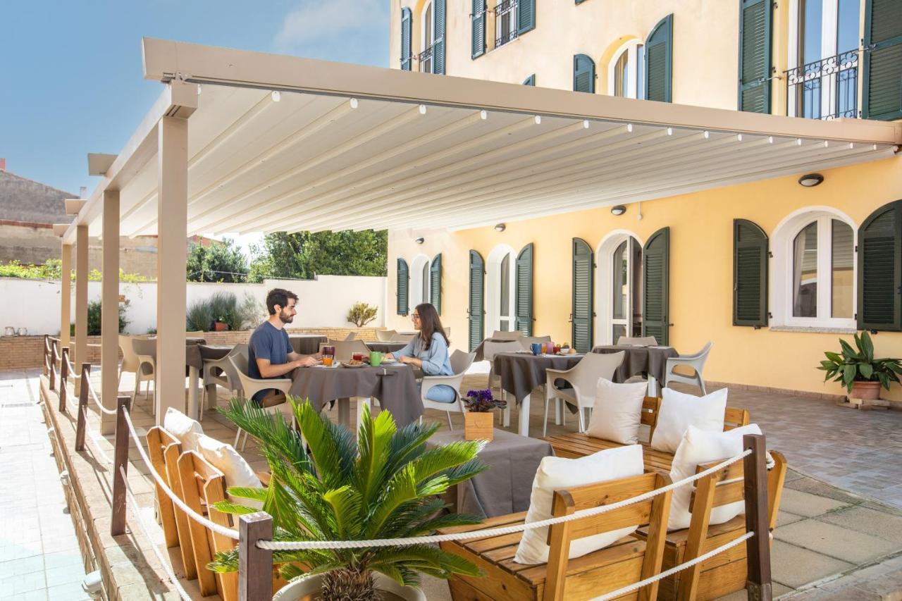 Muma Hostel SantʼAntìoco Dış mekan fotoğraf