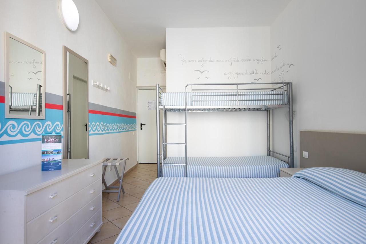 Muma Hostel SantʼAntìoco Dış mekan fotoğraf