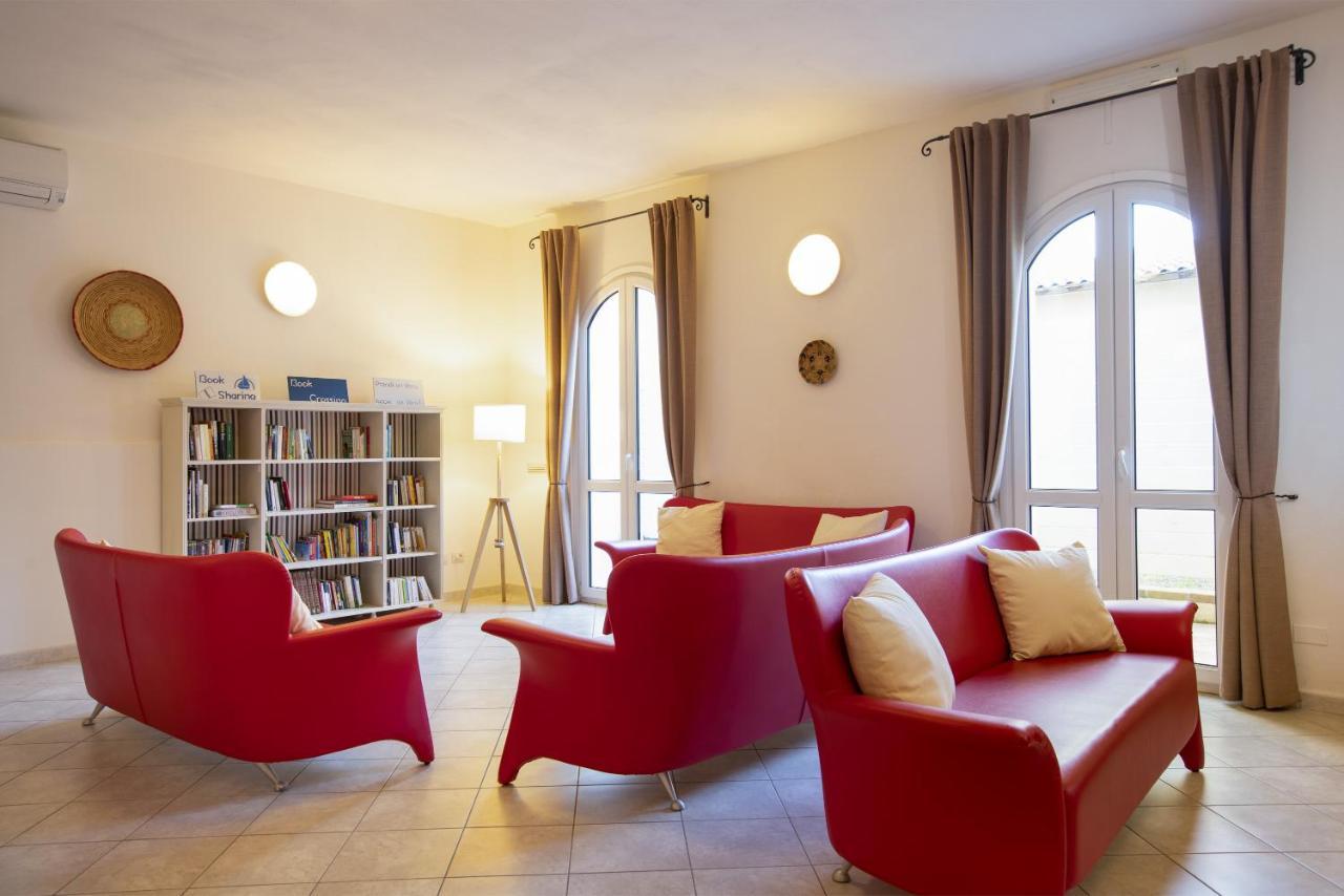 Muma Hostel SantʼAntìoco Dış mekan fotoğraf