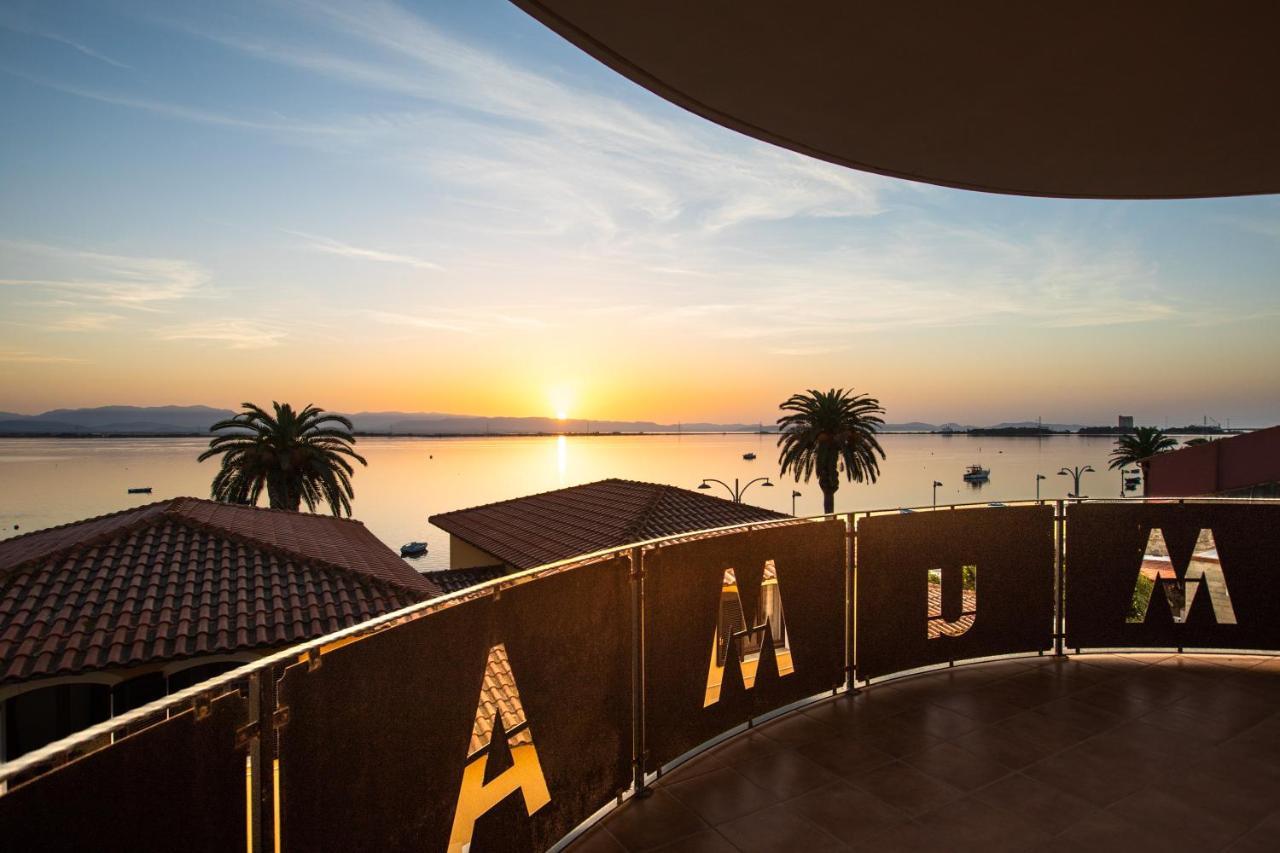 Muma Hostel SantʼAntìoco Dış mekan fotoğraf