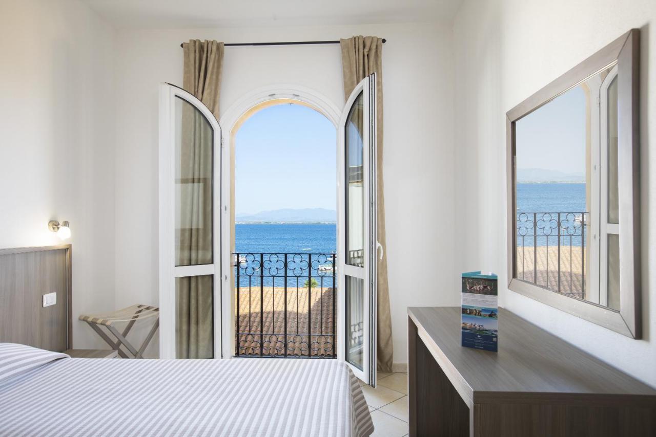 Muma Hostel SantʼAntìoco Dış mekan fotoğraf