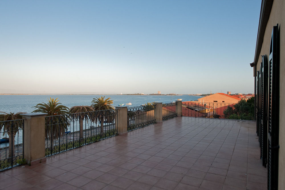 Muma Hostel SantʼAntìoco Dış mekan fotoğraf