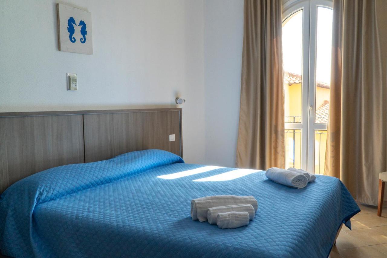 Muma Hostel SantʼAntìoco Dış mekan fotoğraf