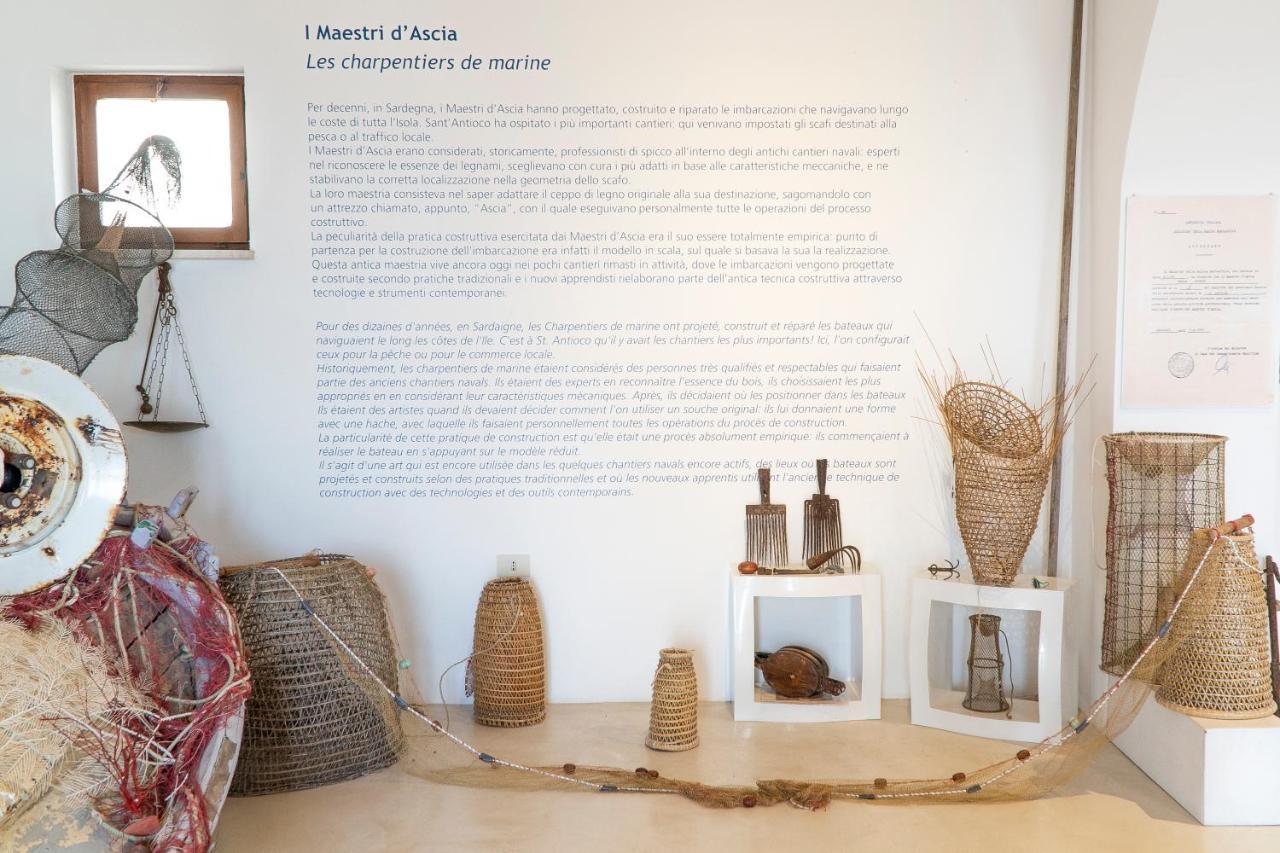 Muma Hostel SantʼAntìoco Dış mekan fotoğraf